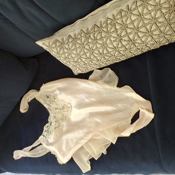 15 DLR SALE GORGEOUS VINTAGE DENTELLE NIGHT PIECE - Picture 5 of 12